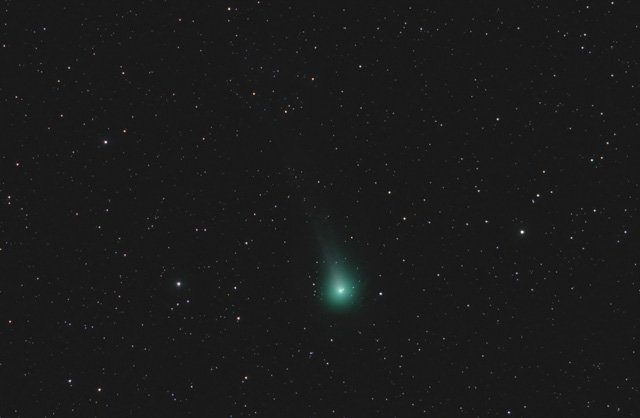 Comet Lovejoy taken with a Canon 200mm F/2.8 telephoto.  19x30 sec @ ISO 1600, IDAS-LPS, modified Canon T3.