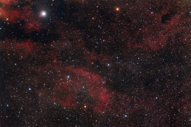 Southern Sadr Region.  37x180" ISO 1600, TV-85 at F/5.6, IDAS-LPS, Modified Canon T3.
