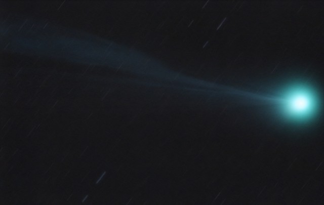 Comet Lovejoy on Jan 21, 2015, 01:36 UT.  63x120 sec @ ISO 3200, TV-85 at F/5.6, IDAS-LPS, Canon T3.