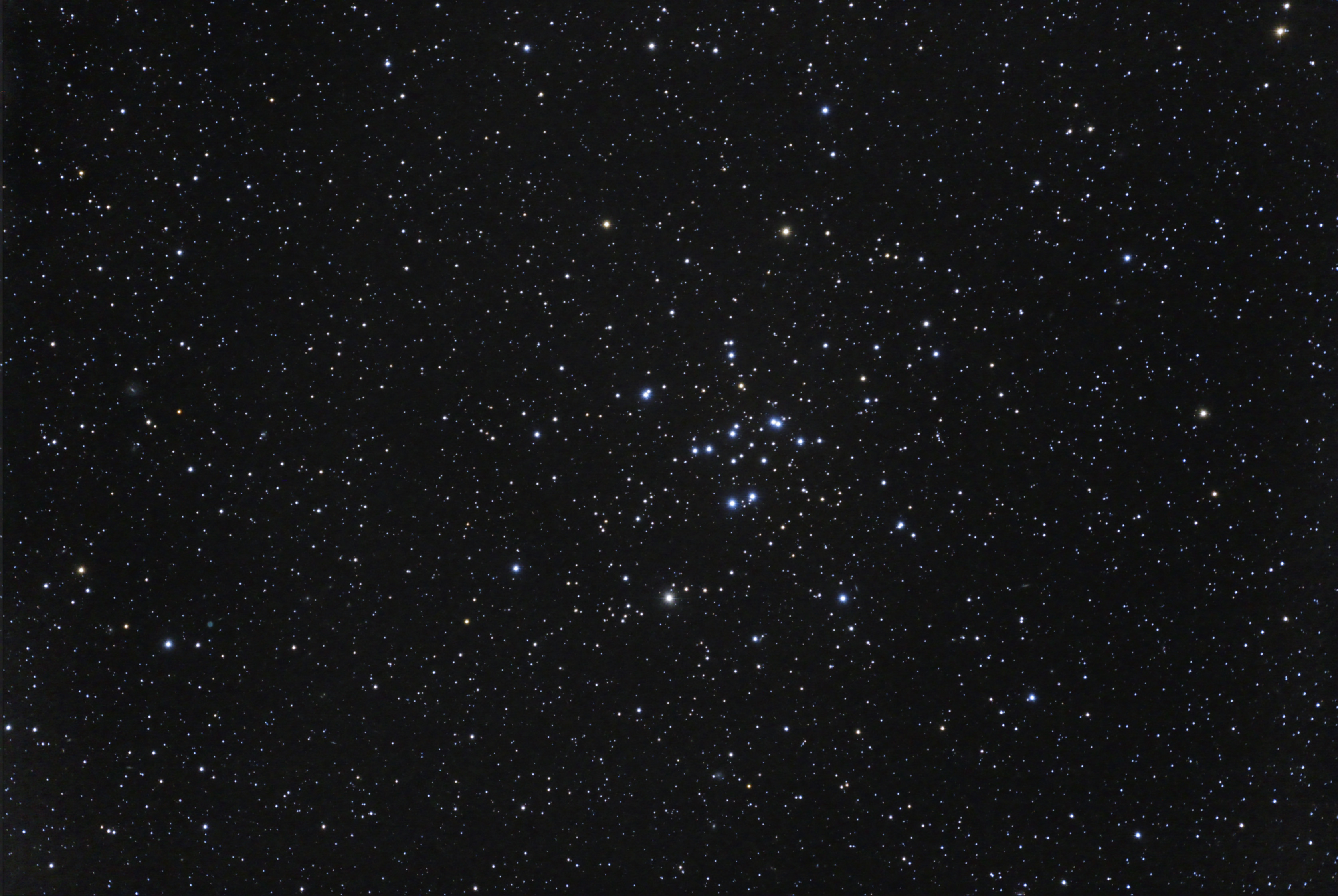 По темному небу золотым узором звезд написано. NGC 2345. Космос звезды. Звездное небо фон. Звездное небо космос.